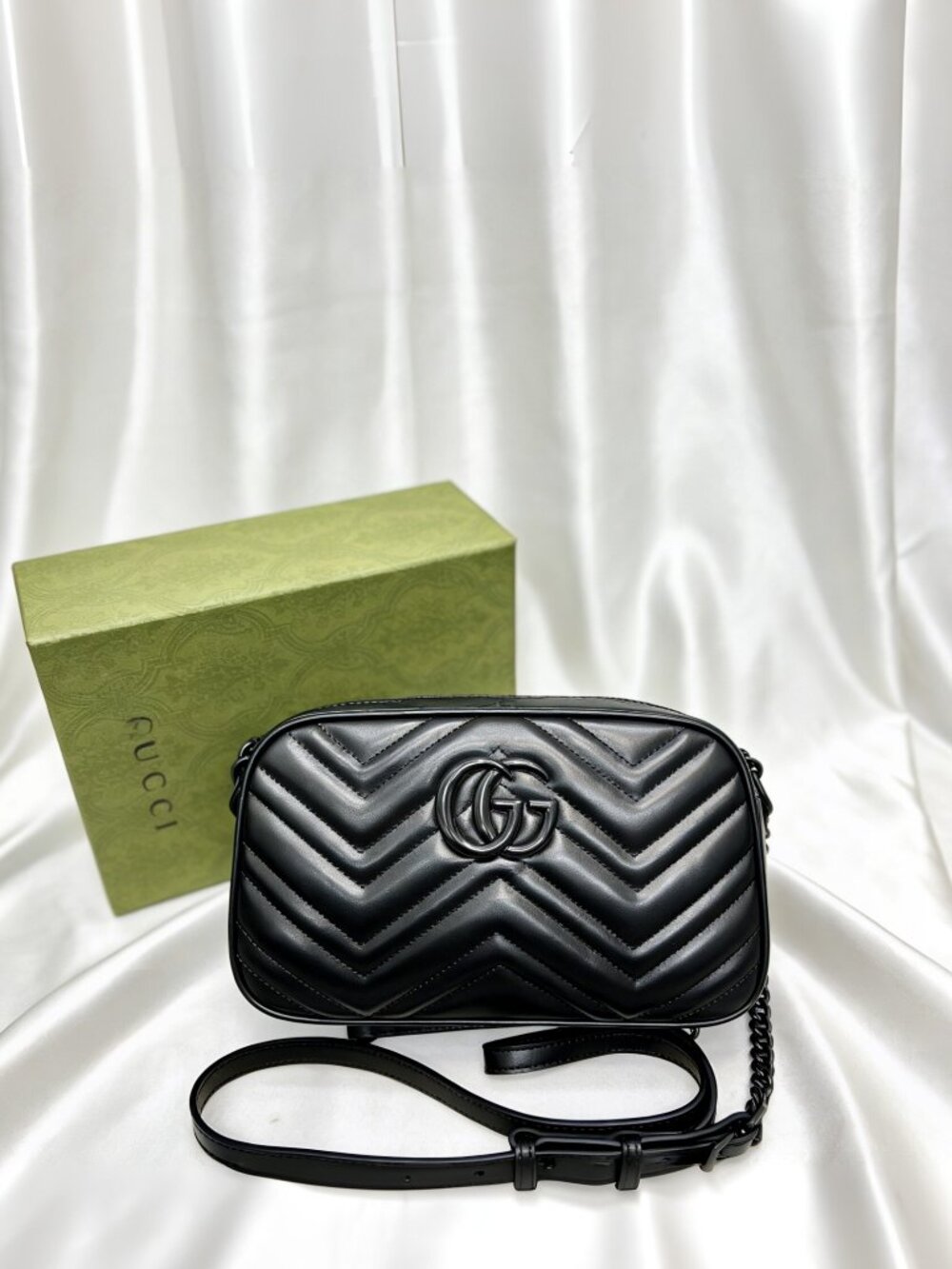 Gucci GG Marmont Small Camera Bag Black